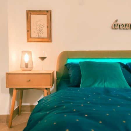 Green Art Studio Old Town บูคาเรสต์ ภายนอก รูปภาพ